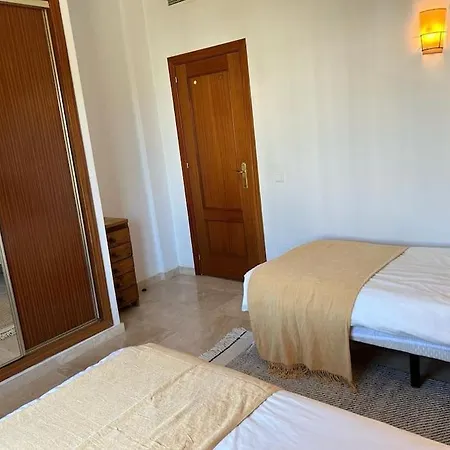 Spacious Duplex Families And Couples Apartment